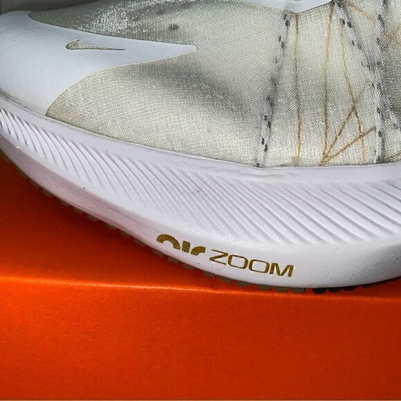 Nike Winflo 8 Premium 'White Leopard' DA3056-100 Size 12 - Picture 15 of 16